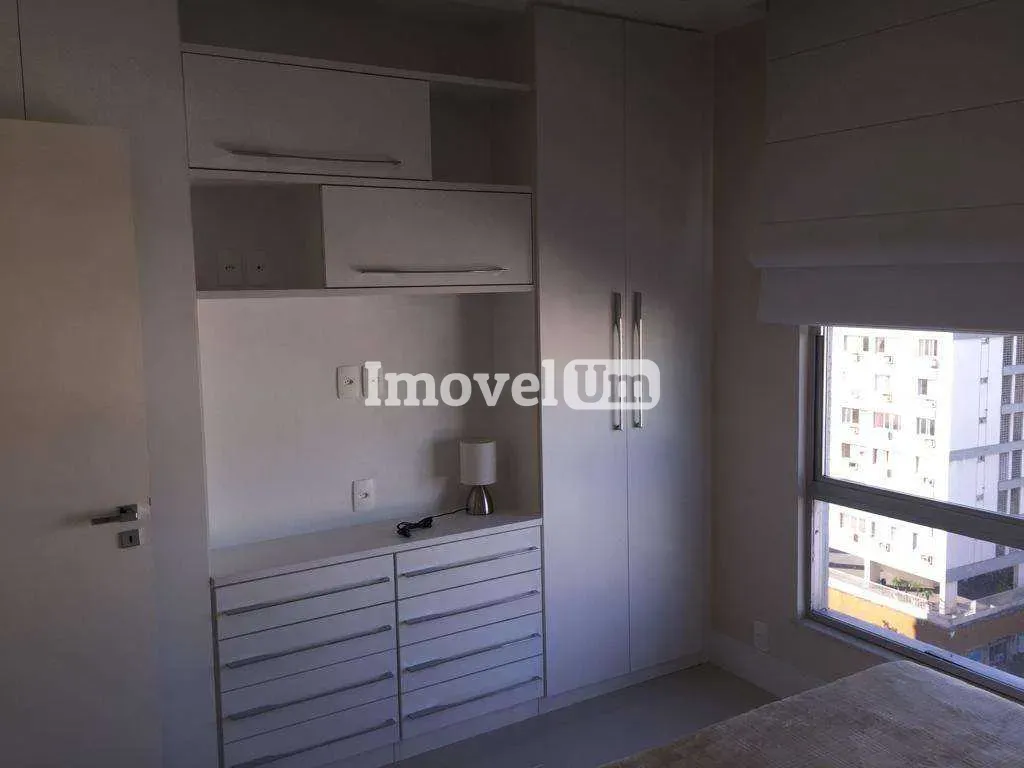 Apartment with 3 bedrooms and built-in wardrobes — photo 13