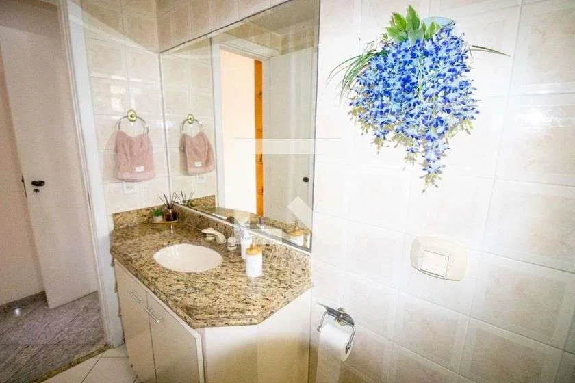 160 m² 3-suite rental apartment with balcony — photo 28