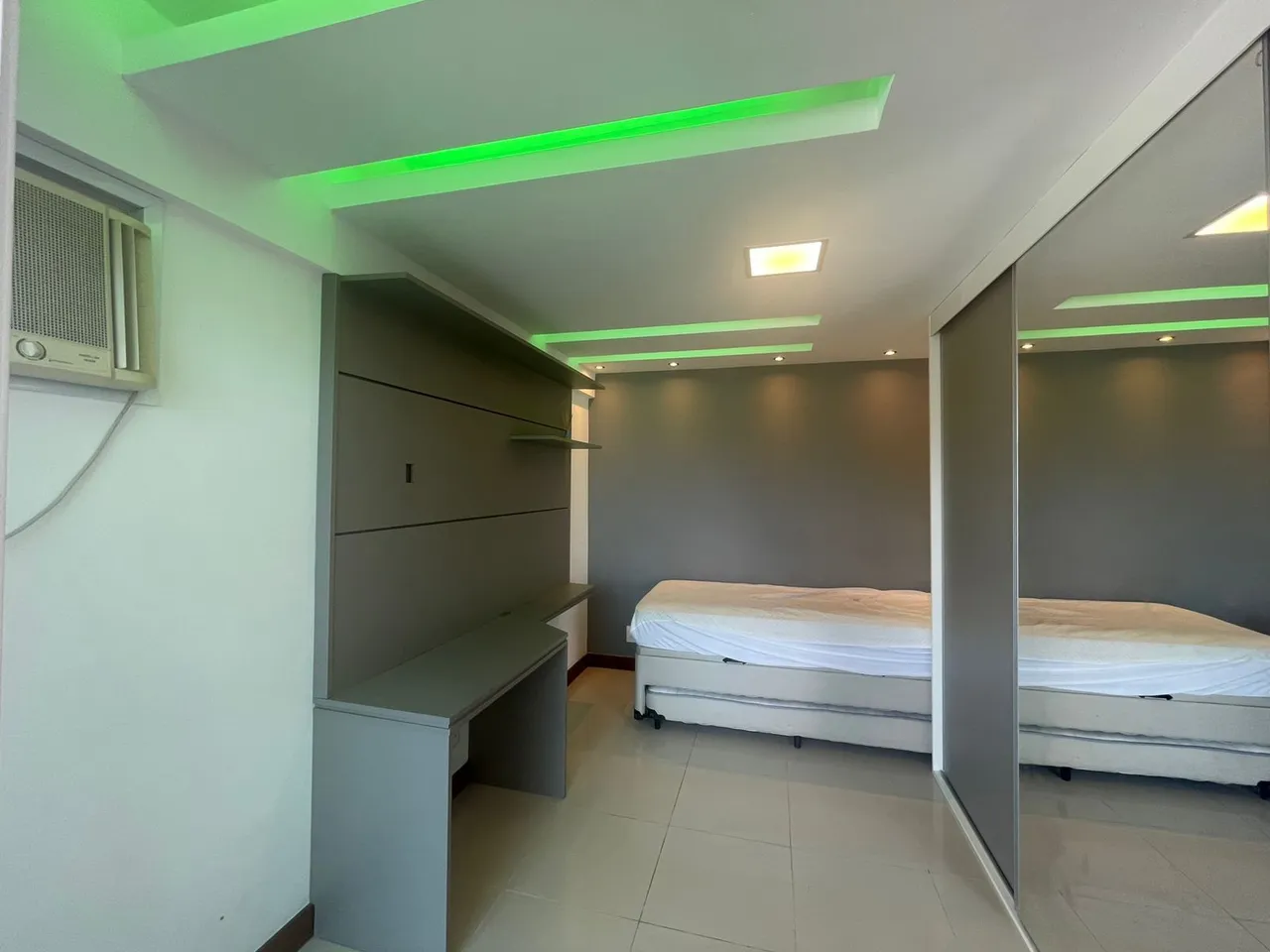 Furnished apartment with 4 bedrooms and 3 bathrooms — photo 9