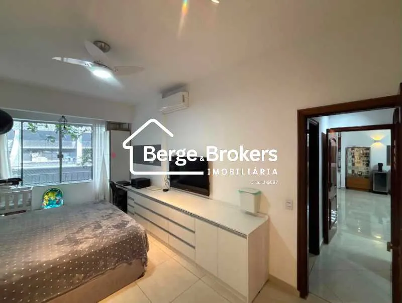Furnished 3-bedroom apartment with 3 bathrooms — photo 10