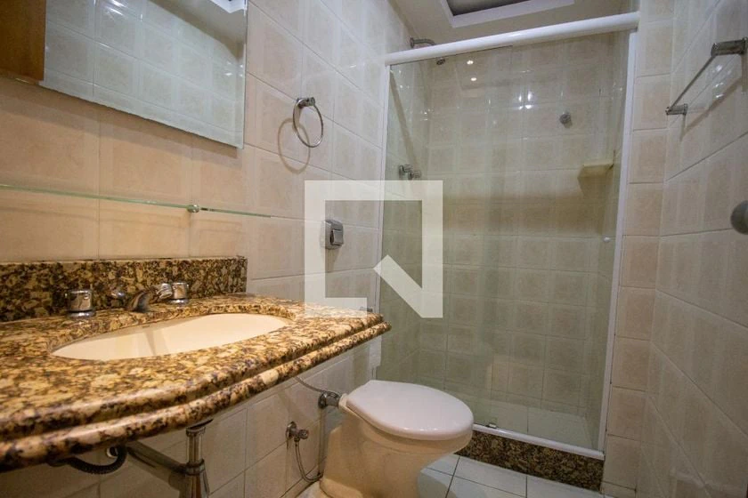 200 m² apartment with 3 bedrooms and 2 parking spaces — photo 24