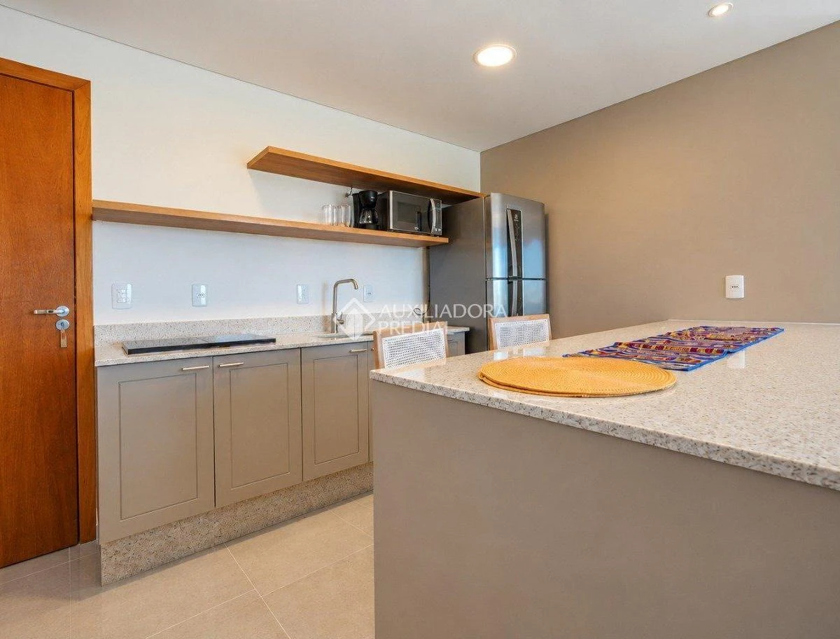 One-bedroom apartment with a home office in Florianópolis — photo 5