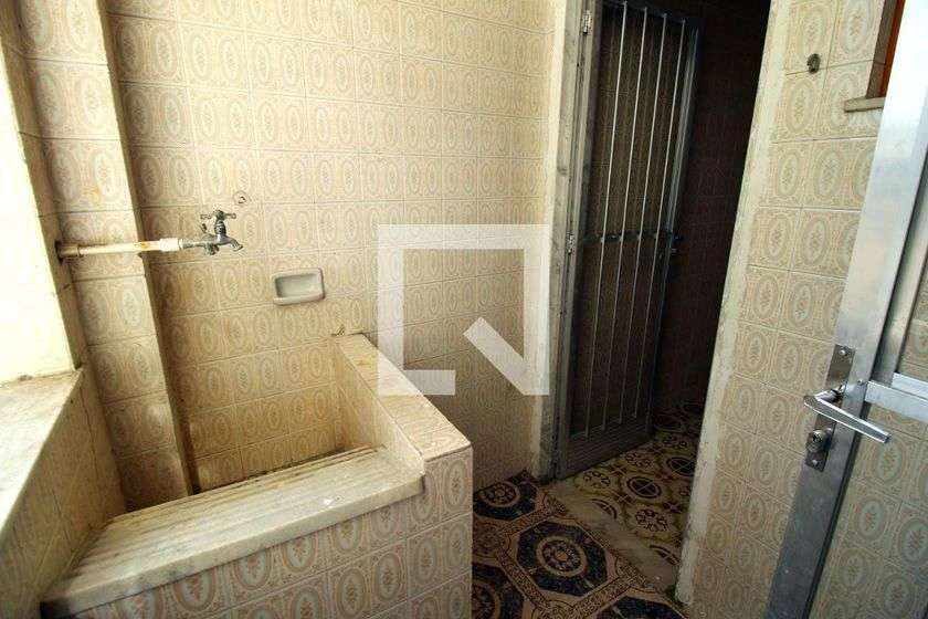 Квартира 70 м² з 1 спальнею та без паркування