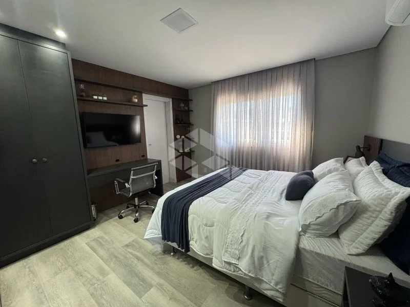 Furnished house with 4 en-suite bedrooms and private garden — photo 37