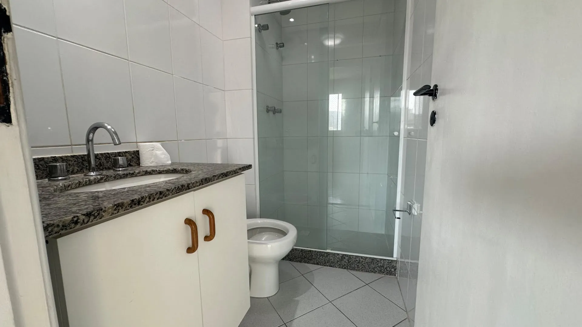 70 m² apartment with 2 bedrooms and gas kitchen on the 9th floor — photo 4