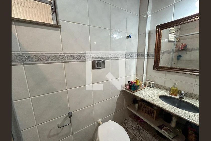 90 m² rental apartment with 3 bedrooms and balcony — photo 26