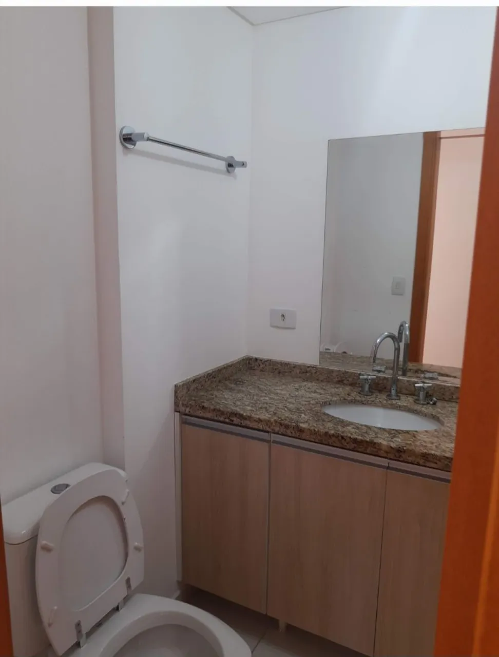 Apartment, 60 m², with wood or laminate floors — photo 5