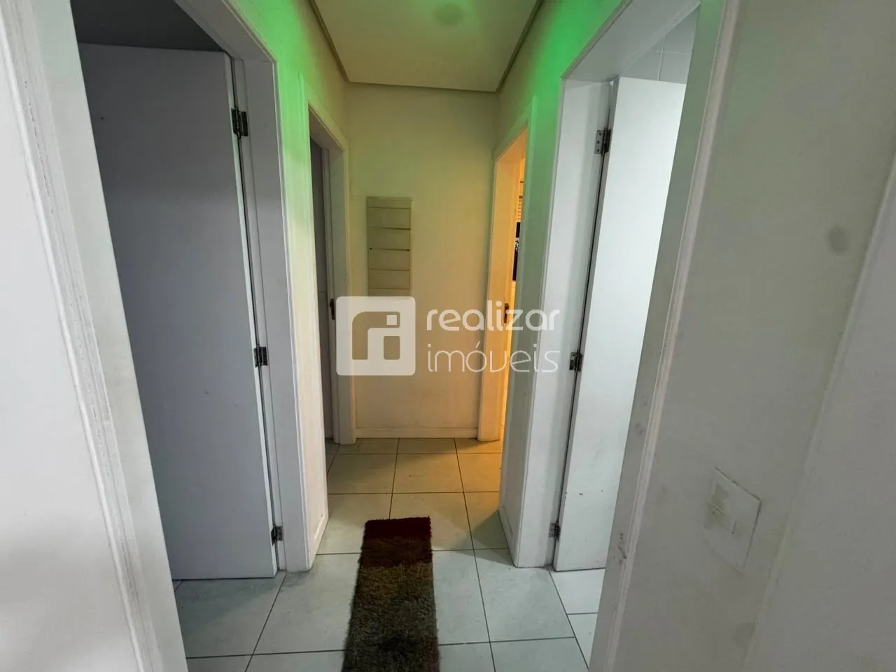 3-bedroom apartment with a built-in balcony grill — photo 15