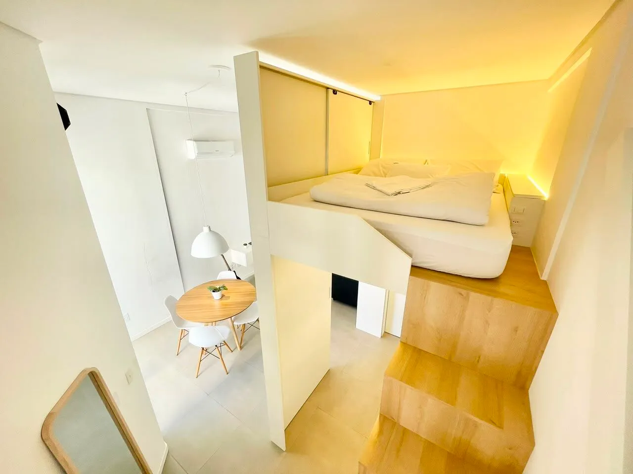 42 m² loft with mezzanine, 1 parking spot and 1 bedroom — photo 33