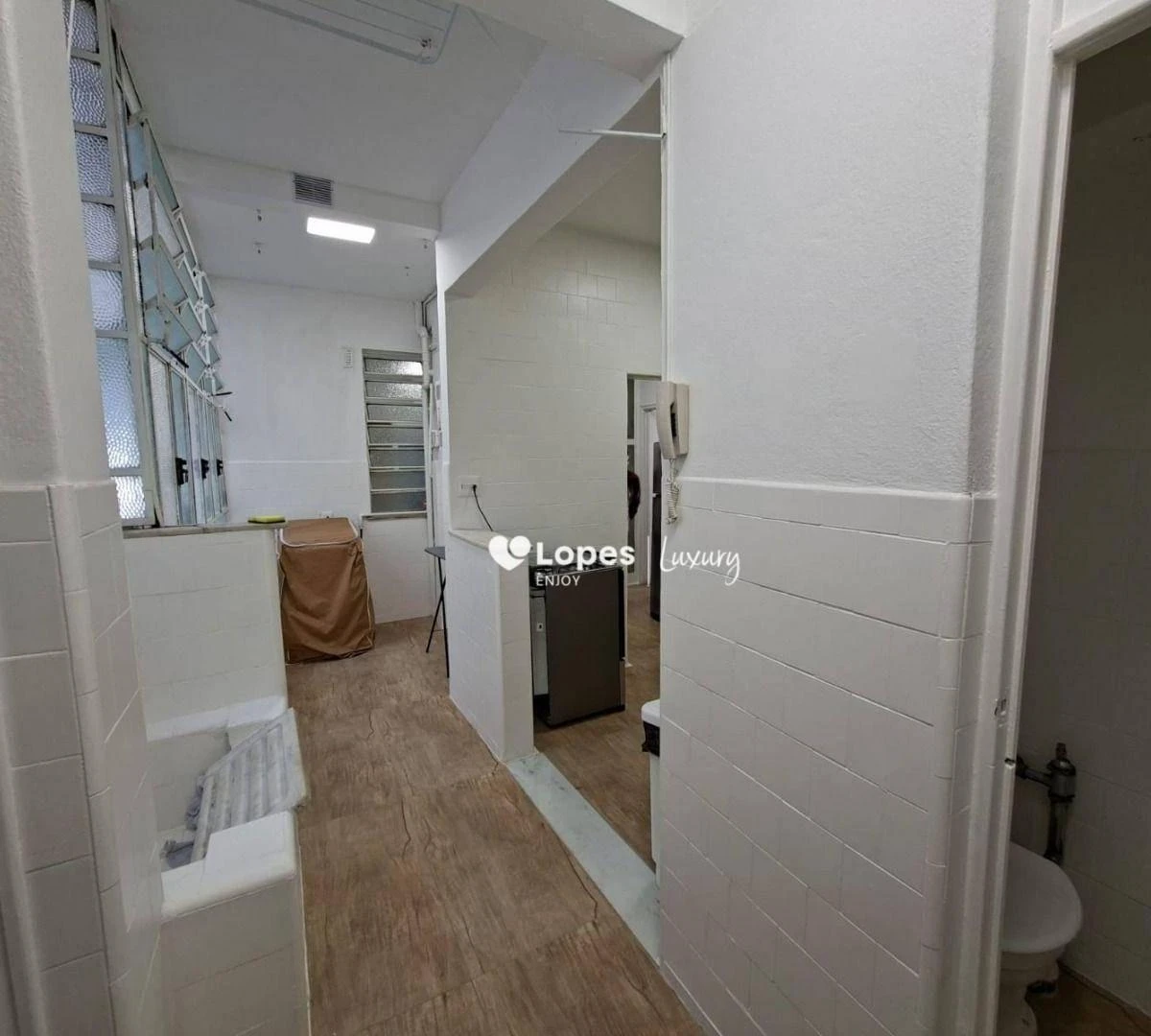 167 m² apartment with 4 bedrooms and a gas kitchen — photo 46