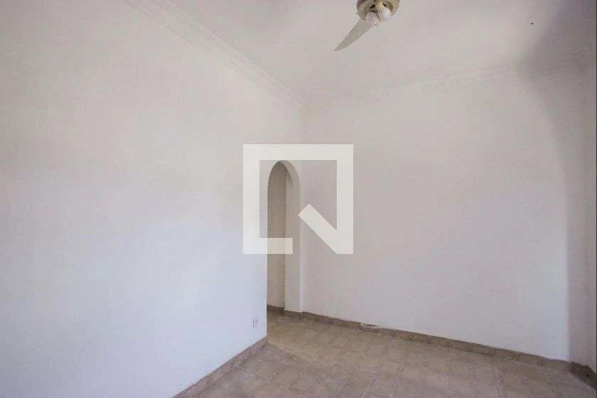 Apartamento de 3 quartos com 1 banheiro e cozinha a gás — photo 2