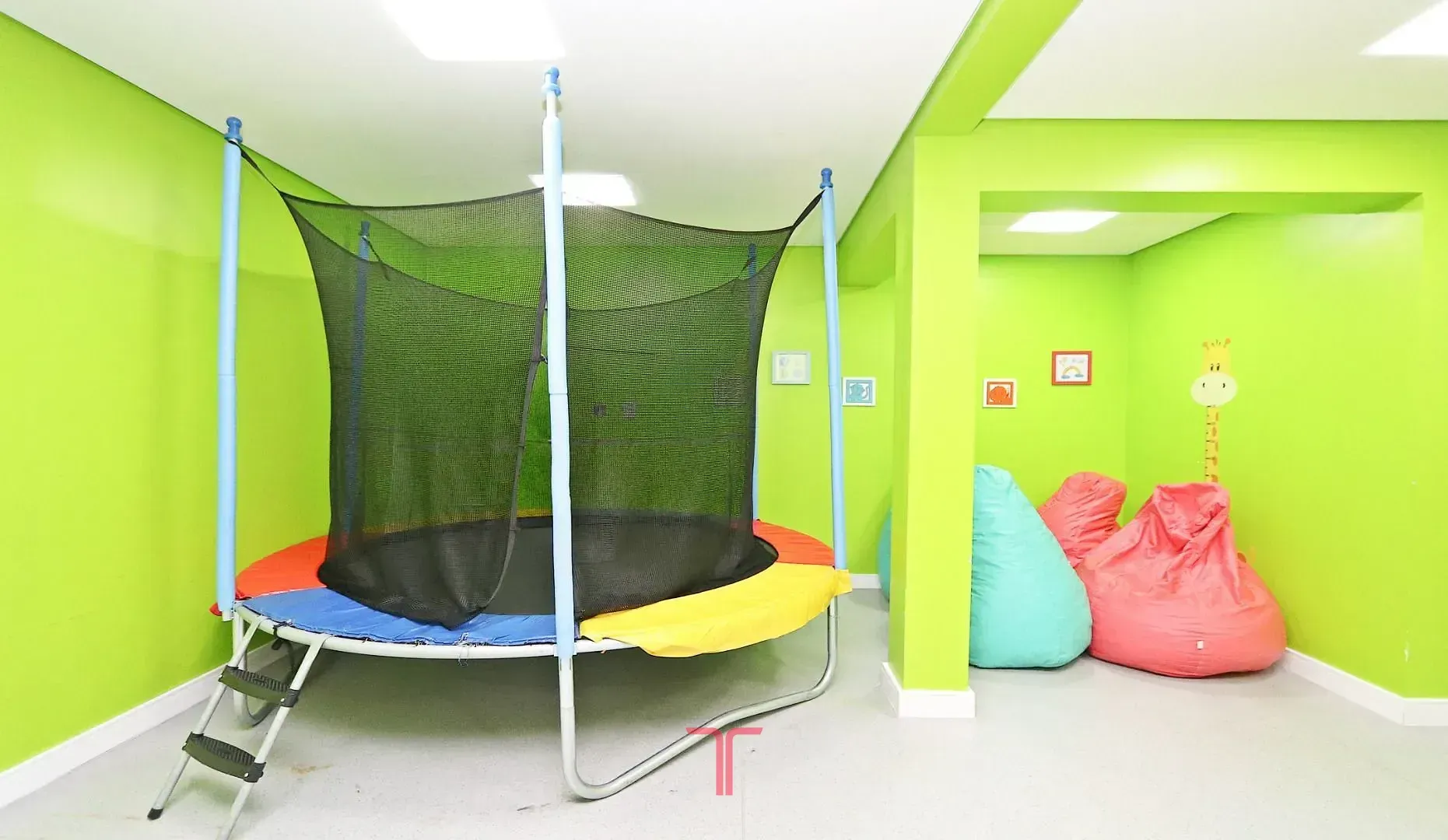 Departamento de 1 dormitorio en edificio con piscina — photo 65
