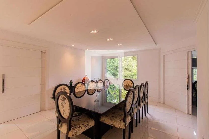 Casa de 3 dormitorios con jardín en Curitiba — photo 23
