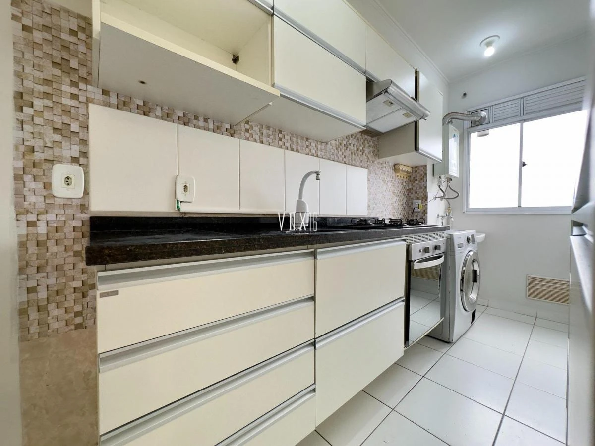 Пральна машина та 2 спальні: квартира 44 м² — photo 10