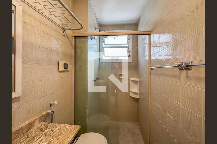 1-bedroom apartment with 2 bathrooms and a balcony — photo 42