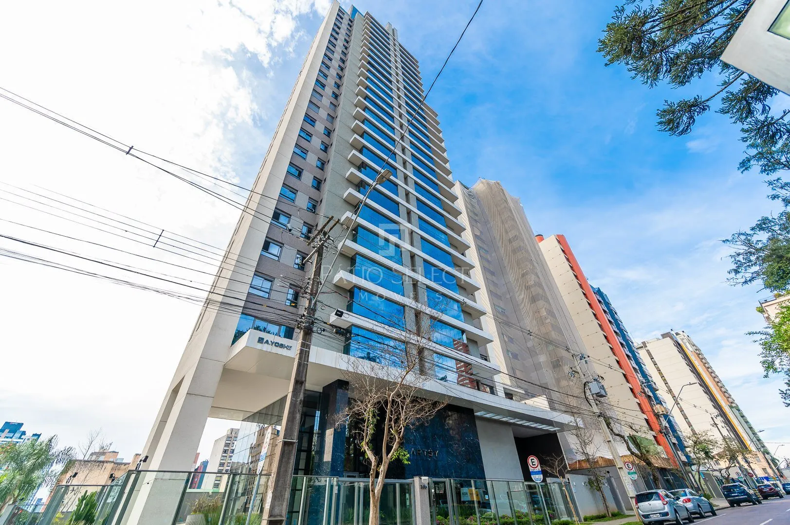 220 m² apartment with 3 en-suite bedrooms and 2 parking