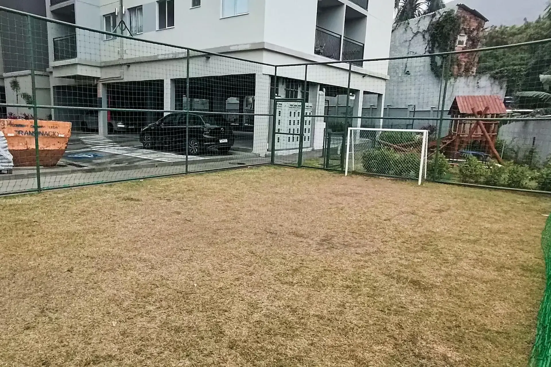 Mountain view in a 2-bedroom apartment, 52 m² — photo 39