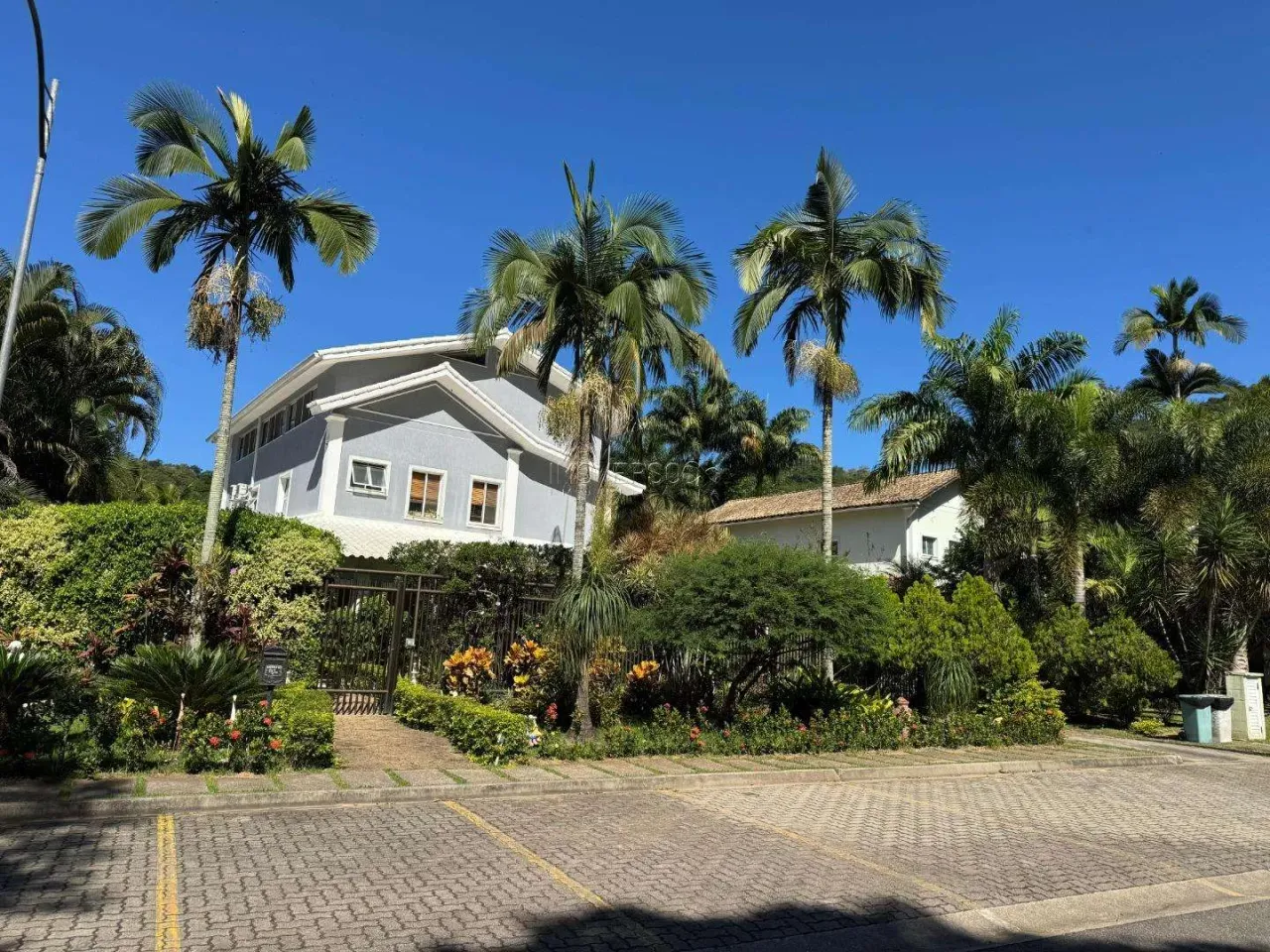 Casa de condomínio com 5 quartos e 5 banheiros — photo 7