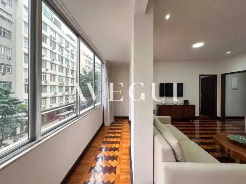Furnished 130 m² apartment with 3 bedrooms and 3 bathrooms — photo 13