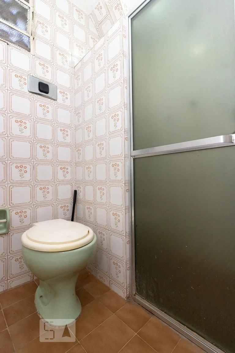 4-bedroom house with closed kitchen, 3 baths and parking — photo 35