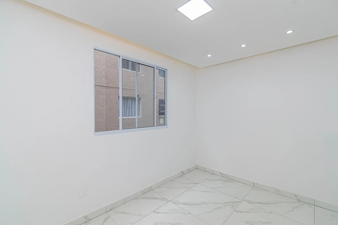 2-bedroom apartment in a building with a gym — photo 25