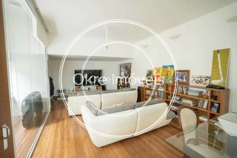 Furnished 644 m² house with 4 bedrooms and 7 bathrooms — photo 14