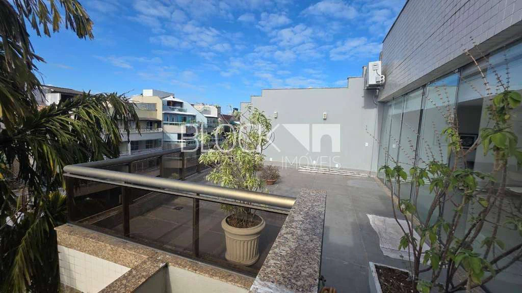 Furnished 400 m² apartment with 3 en-suite suites — photo 25