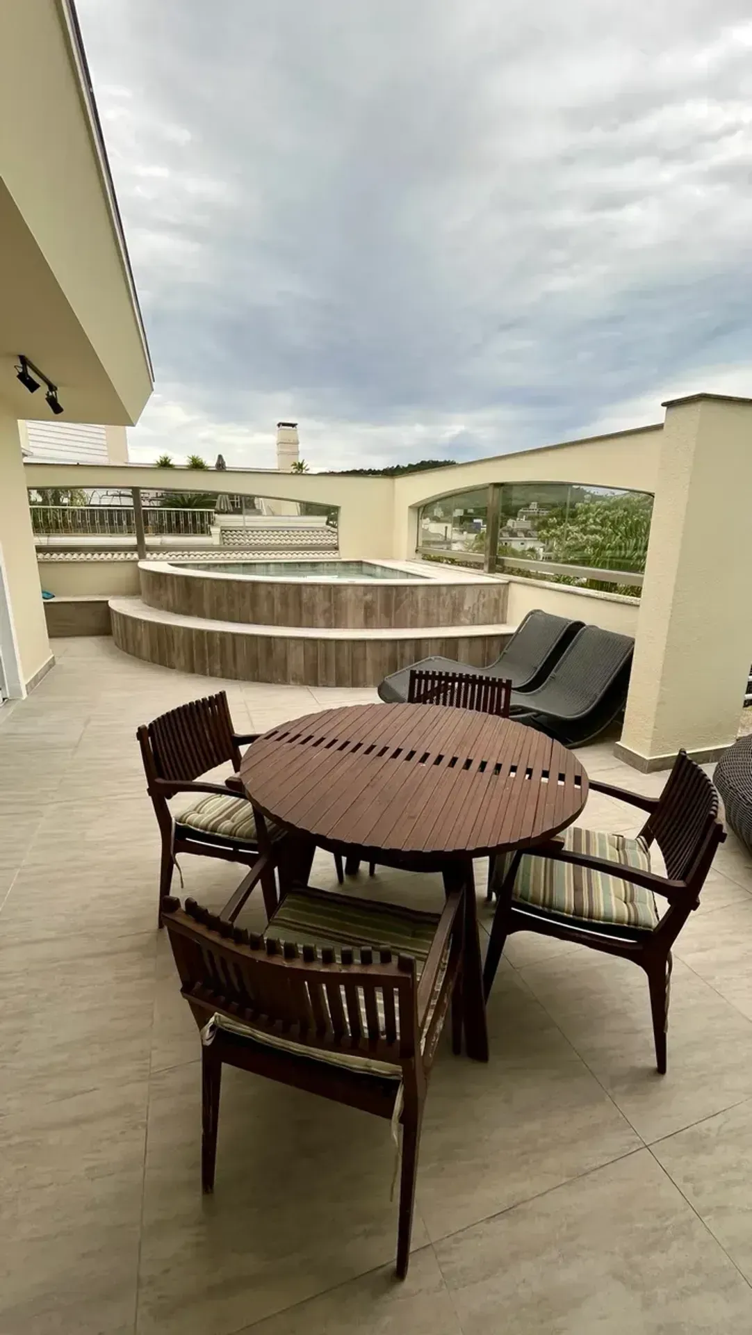 Penthouse amueblado con 2 suites y barbacoa privada — photo 7