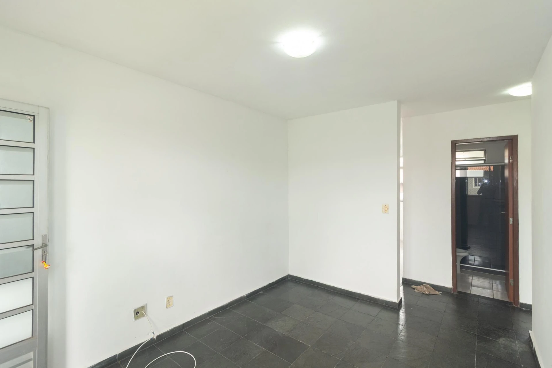 Apartamento de 2 dormitorios, cocina cerrada y mascotas — photo 14
