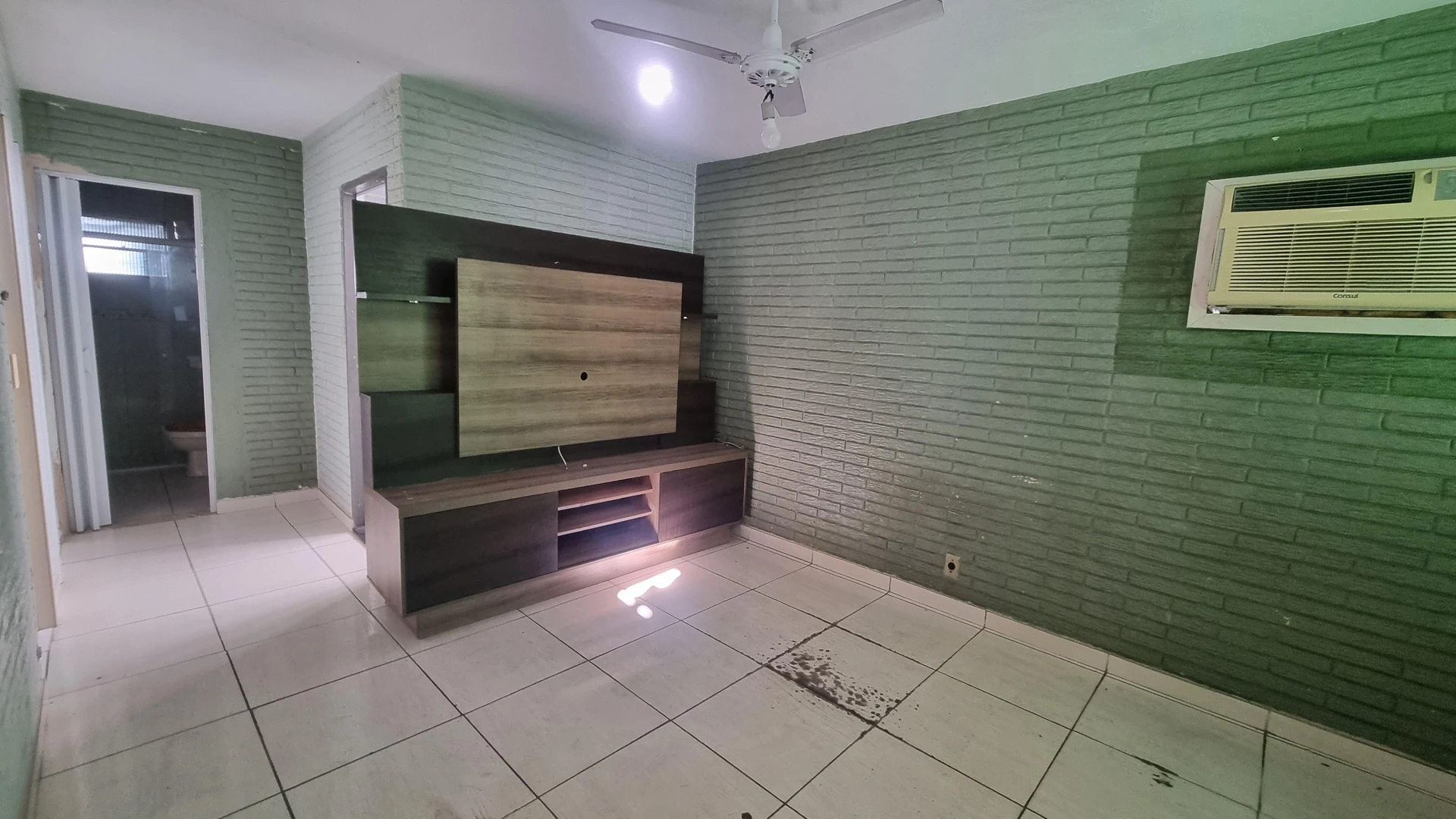 Washing machine in a 5-bedroom house, 200 m² — photo 6