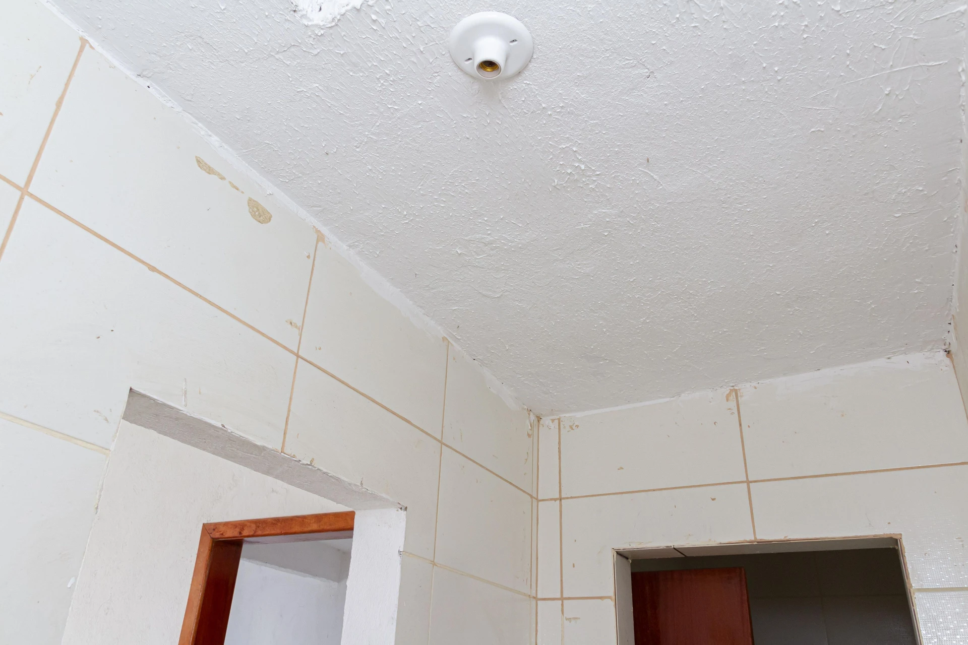 Studio unit with 1 bedroom, ensuite bathroom, private garden — photo 13