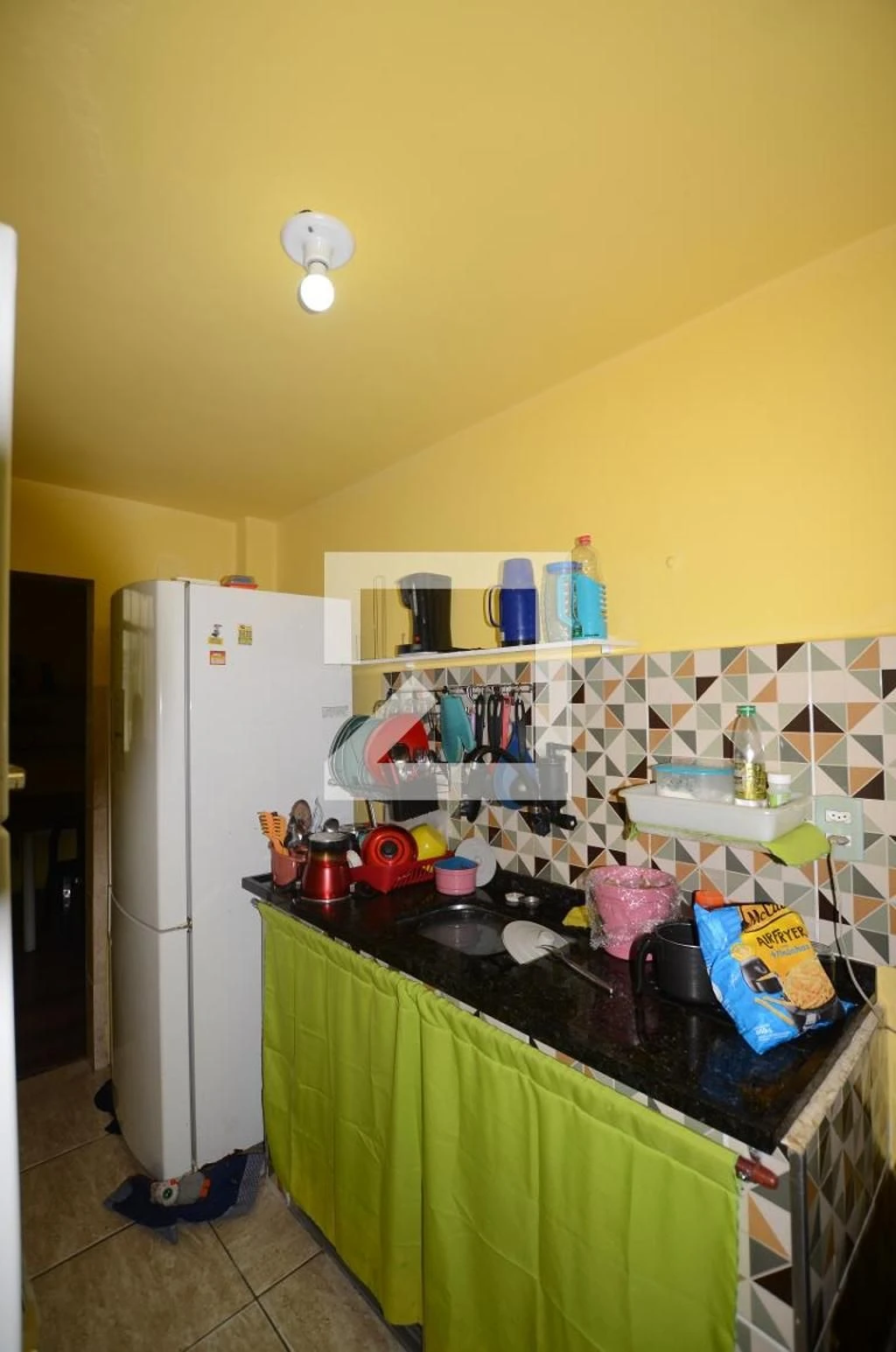 Furnished 2-bedroom apartment with 1 bathroom — photo 7
