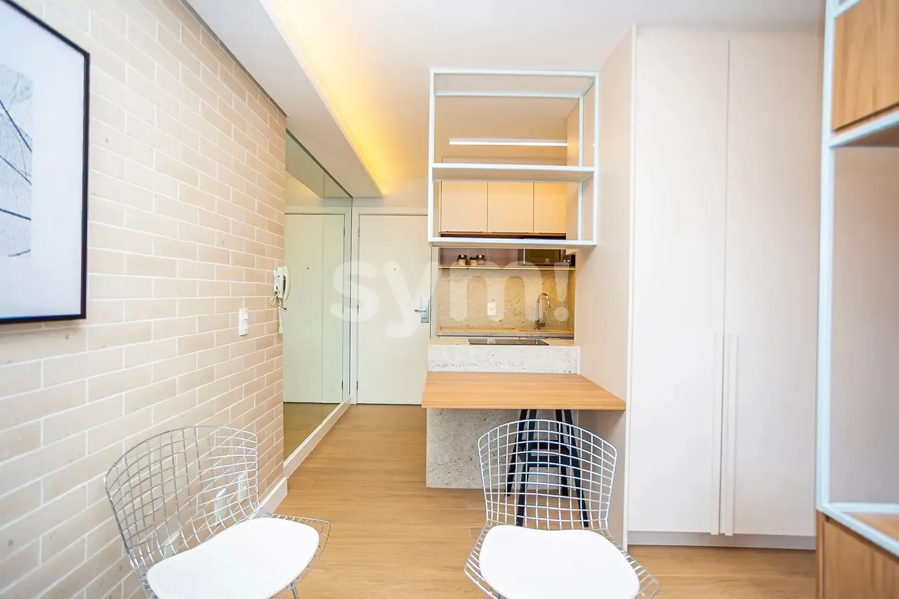 Apartamento de 1 dormitorio con cocina abierta y balcón — photo 8