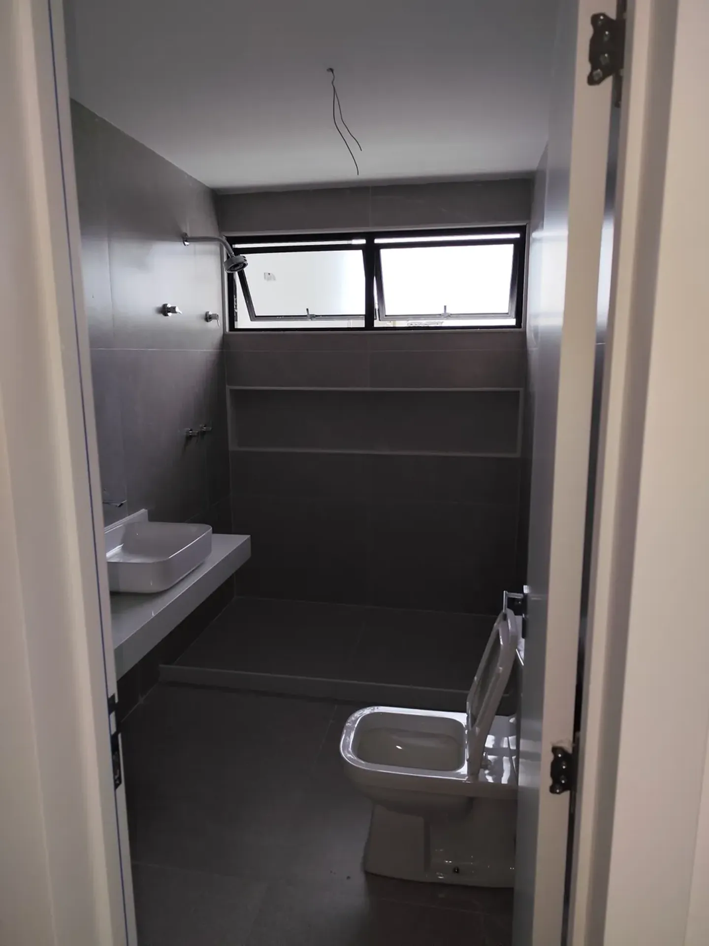 Casa sem mobília com 4 suítes e cozinha integrada — photo 10
