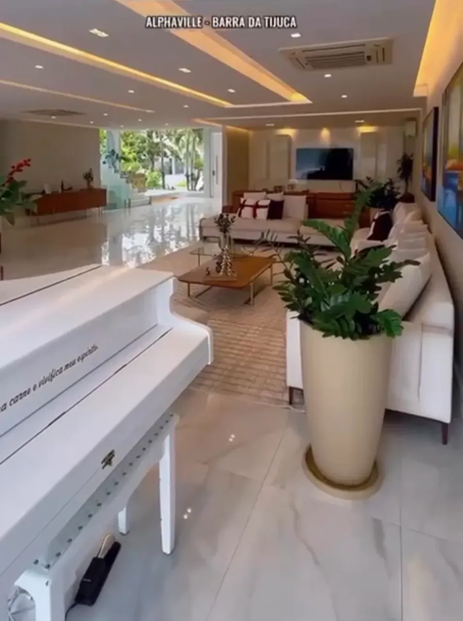 Furnished house with 4 bedrooms and open-plan kitchen — photo 3