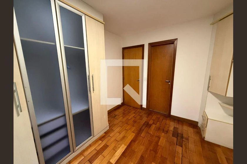 166 m² apartment with 4 en-suite bedrooms and enclosed balcony — photo 21
