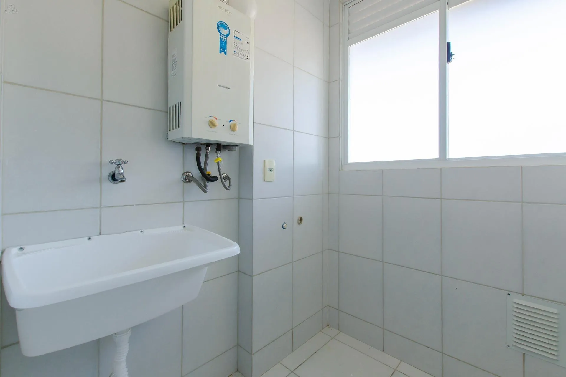 Mountain view in a 2-bedroom apartment, 65 m² — photo 24