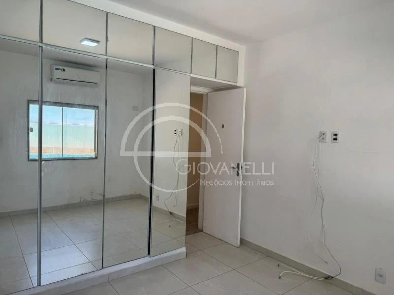 Casa com 3 quartos e 470 m² com 2 vagas e suítes — photo 23