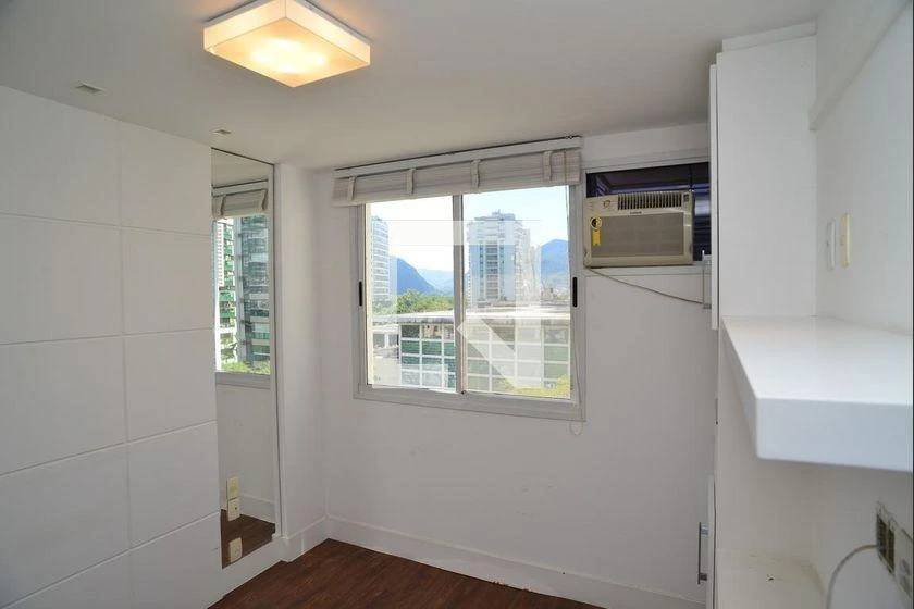 Apartamento com 2 quartos e cozinha fechada com fogão a gás — photo 33
