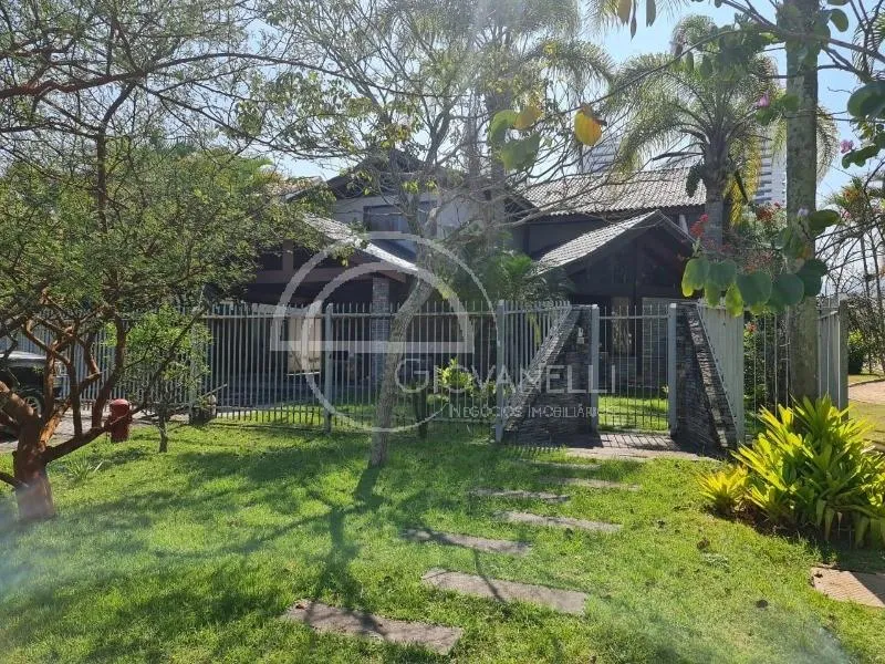 Furnished residential house with 4 bedrooms and 4 bathrooms — photo 8
