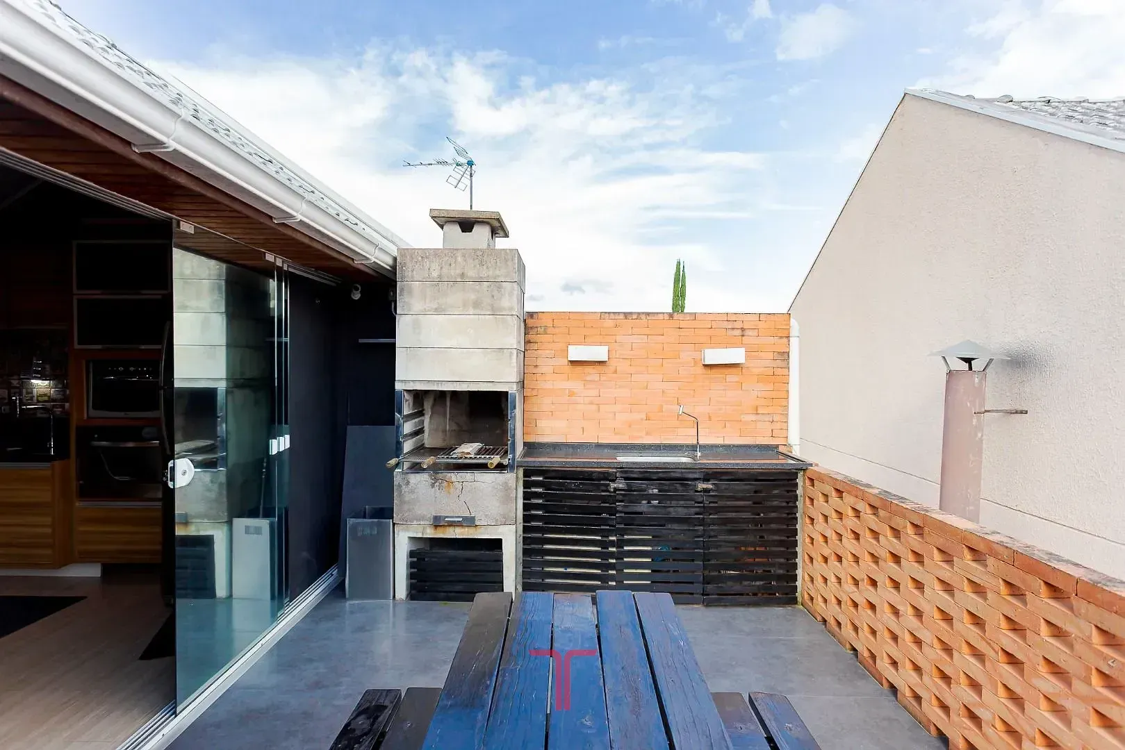 House with open-plan kitchen and 2 bedrooms — photo 60