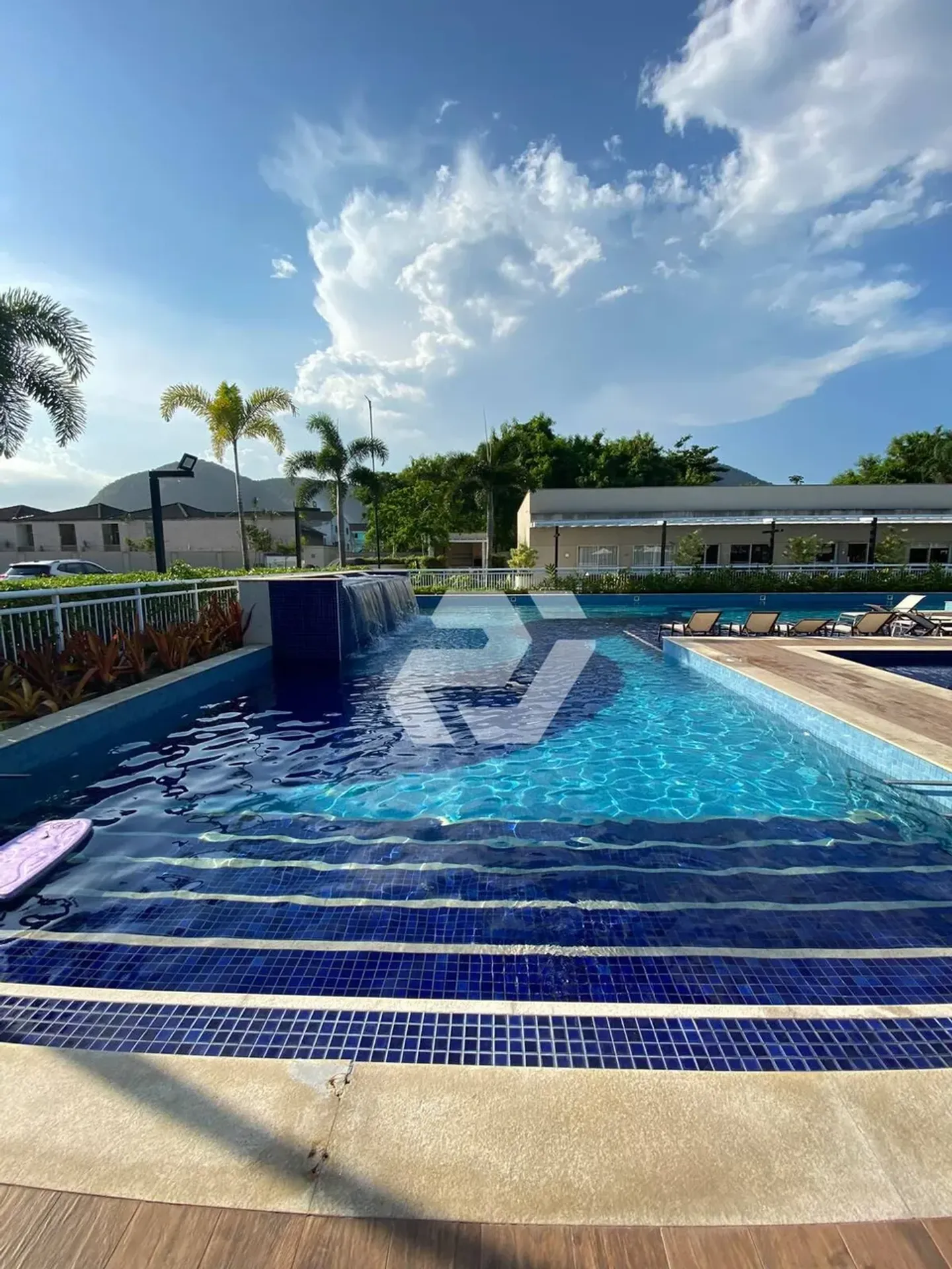 3-bedroom apartment with a private pool — photo 28