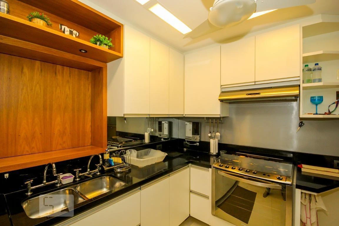 Apartment with a closed kitchen and 3 bedrooms at 112 m² — photo 33