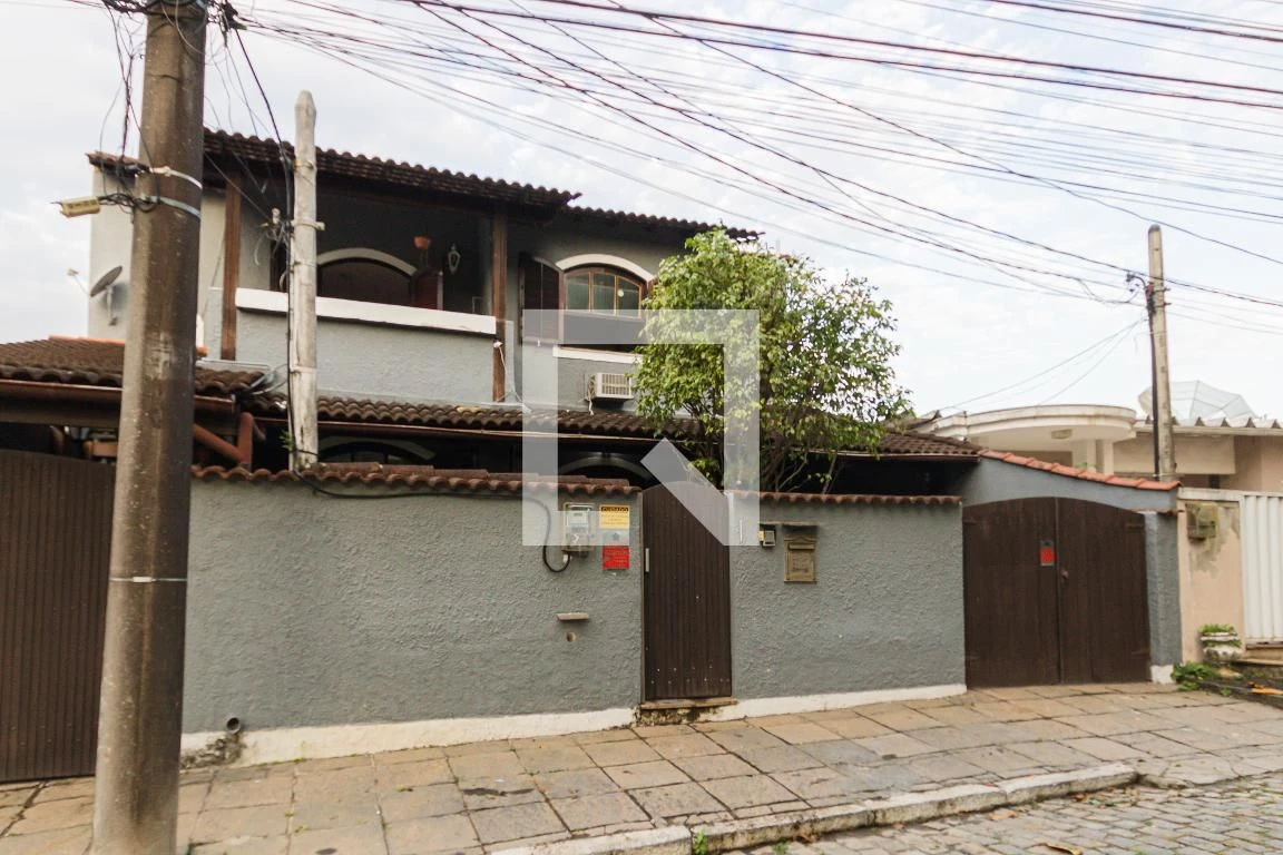 5-bedroom house with a mountain view in Rio de Janeiro — photo 79