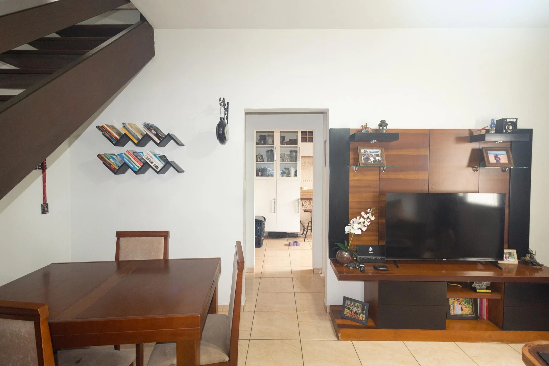Casa amueblada con 2 dormitorios y parrilla en el balcón — photo 17