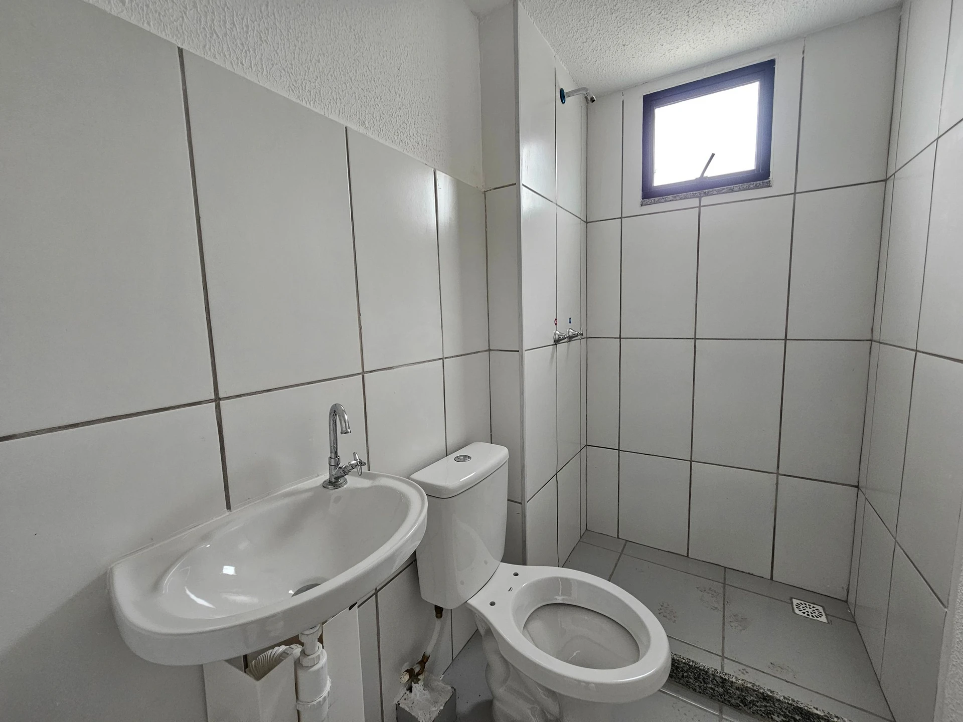 Apartamento de 2 quartos em condomínio com academia — photo 17