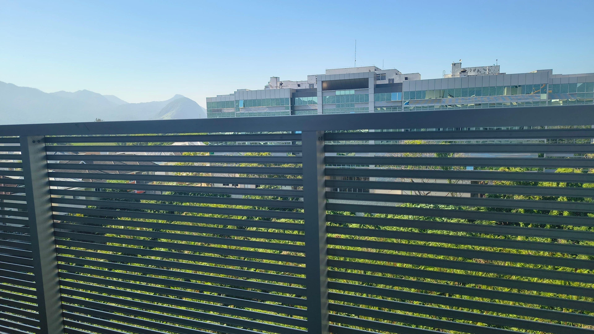 1-bedroom apartment with 1 parking space and balcony — photo 26