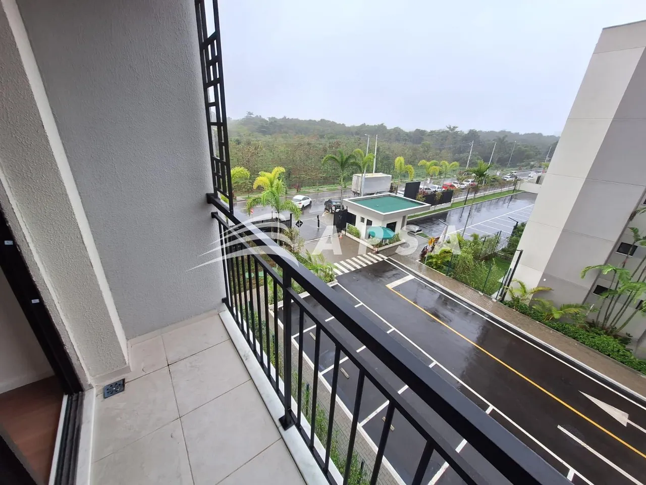 Apartamento sem mobília com 2 quartos e varanda — photo 13