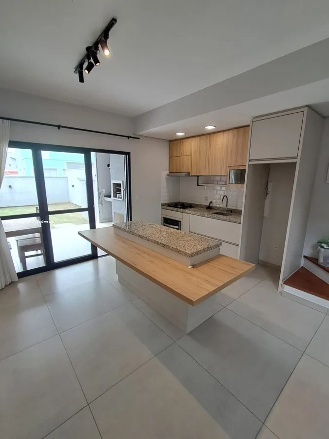 2-bedroom house with a grill on the balcony — photo 2
