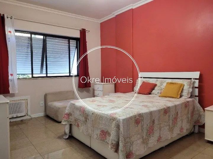 Apartment with 4 bedrooms and built-in wardrobes — photo 23